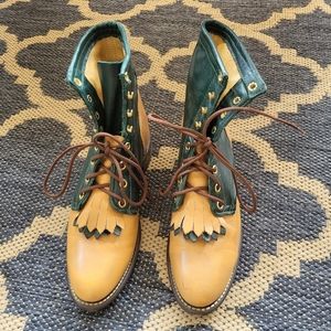 Vintage, lace up ropers